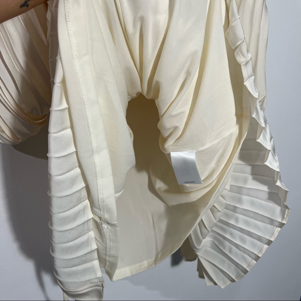 Express Pleated Off The Shoulder Mini Dress In Swan Size XS - Picture 5 of 14